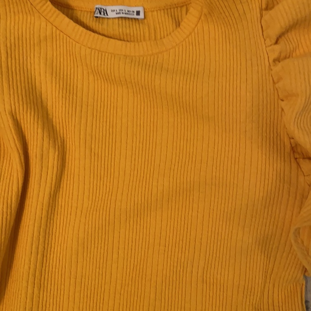 Zara Yellow Ruffled Shoulder Top - Picture 4 of 5